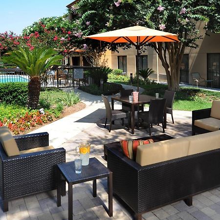 Courtyard By Marriott Houston Hobby Airport Hotel Instalações foto