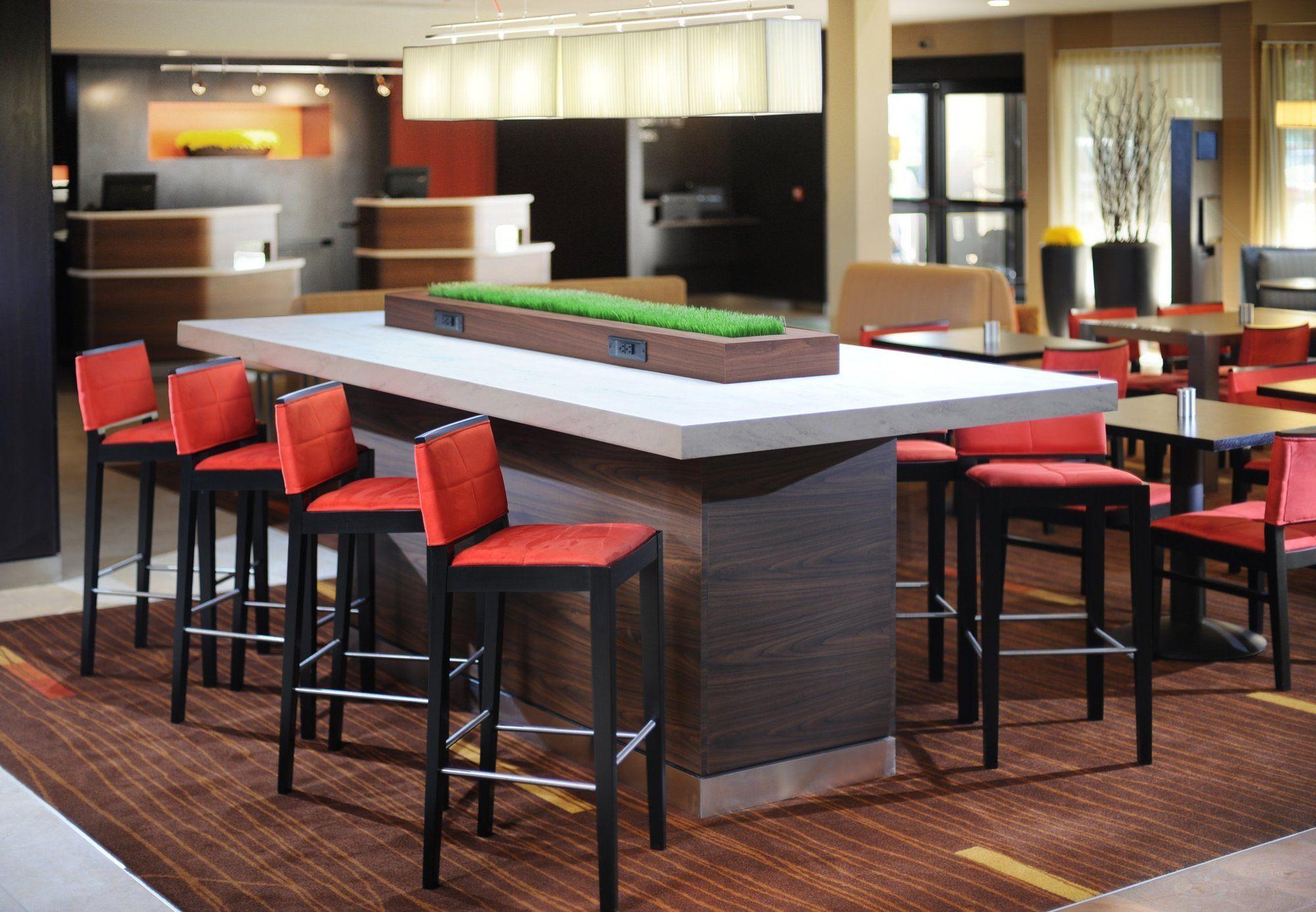 Courtyard By Marriott Houston Hobby Airport Hotel Exterior foto